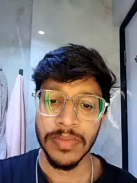 skinnyyyyyyyyy online show from 05/15/26, 04:19