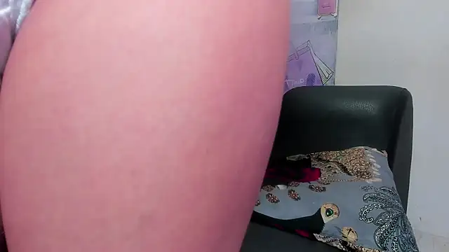 Snapshot of Be_pretty_skinny_69_ chatting on 09/09/25, 11:21 Be pretty skinny 69 online show from 09/09/25, 11:21