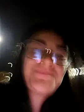 Snapshot of Hanna_Kinsley chatting on 12/10/24, 10:58 Hanna Kinsley online show from 12/10/24, 10:58