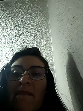 Snapshot of Hanna_Kinsley chatting on 01/06/26, 03:21 Hanna Kinsley online show from 01/06/26, 03:21
