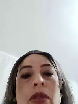 Snapshot of _Prinscarlet_ chatting on 12/16/24, 10:45 Prinscarlet online show from 12/16/24, 10:45