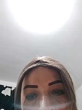 Snapshot of _Prinscarlet_ chatting on 12/30/24, 05:37 Prinscarlet online show from 12/30/24, 05:37