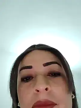 Snapshot of _Prinscarlet_ chatting on 01/04/25, 04:12 Prinscarlet online show from 01/04/25, 04:12