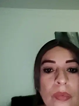 Snapshot of _Prinscarlet_ chatting on 03/23/25, 05:21 Prinscarlet online show from 03/23/25, 05:21