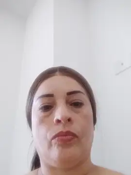 Snapshot of _Prinscarlet_ chatting on 10/06/25, 09:01 Prinscarlet online show from 10/06/25, 09:01