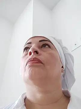 Snapshot of _Prinscarlet_ chatting on 10/14/25, 08:42 Prinscarlet online show from 10/14/25, 08:42