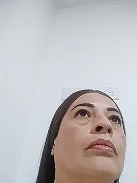 Snapshot of _Prinscarlet_ chatting on 10/20/25, 09:15 Prinscarlet online show from 10/20/25, 09:15