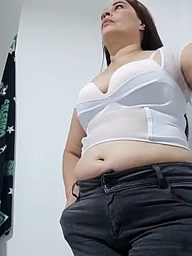 Snapshot of _Prinscarlet_ chatting on 10/21/25, 10:54 Prinscarlet online show from 10/21/25, 10:54