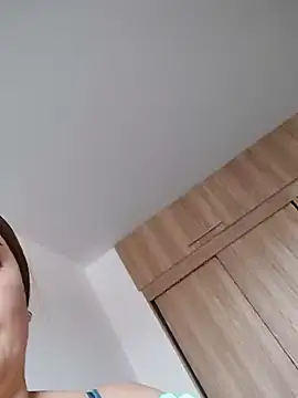 Snapshot of _Prinscarlet_ chatting on 11/24/25, 04:51 Prinscarlet online show from 11/24/25, 04:51