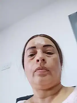 Snapshot of _Prinscarlet_ chatting on 12/15/25, 10:03 Prinscarlet online show from 12/15/25, 10:03