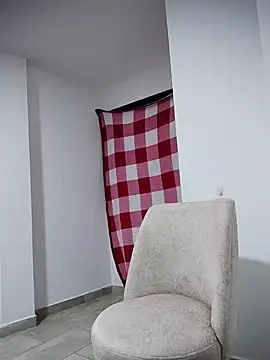  Prinscarlet  online show from 02/15/26, 02:19