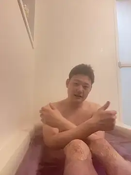 Snapshot of tuki_fu chatting on 03/19/25, 11:06 tuki fu online show from 03/19/25, 11:06