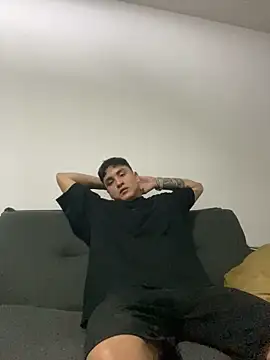 LCarreraa online show from 02/02/25, 04:48