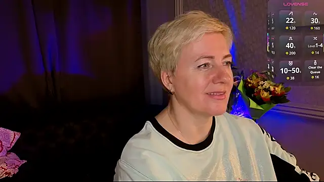 Nika Smit online show from 03/08/26, 05:44