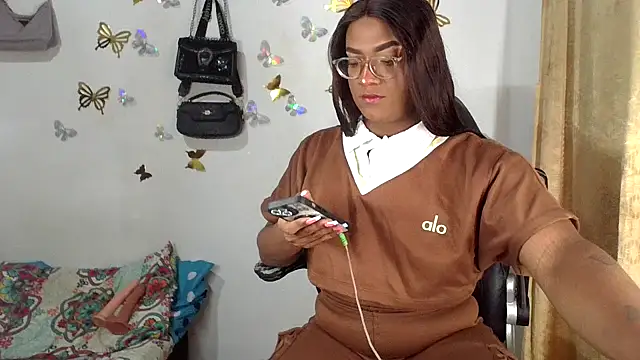 bigcrisblack online show from 11/03/25, 03:30