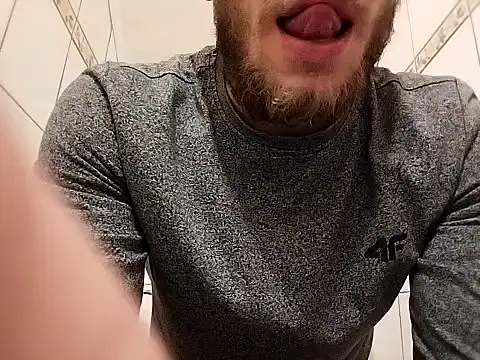 hoot denis28 online show from 12/08/24, 02:52