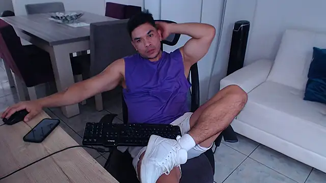 estebandelouis online show from 02/19/25, 08:10