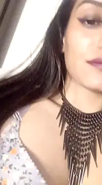 Lusty Queen69 online show from 01/08/25, 07:34