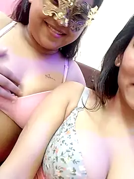 Lusty Queen69 online show from 03/17/25, 07:26