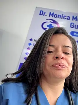 NATHALIA-28  online show from 12/03/25, 12:03