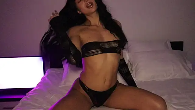 Snapshot of IvyKaelani chatting on 02/02/26, 02:27 IvyKaelani online show from 02/02/26, 02:27