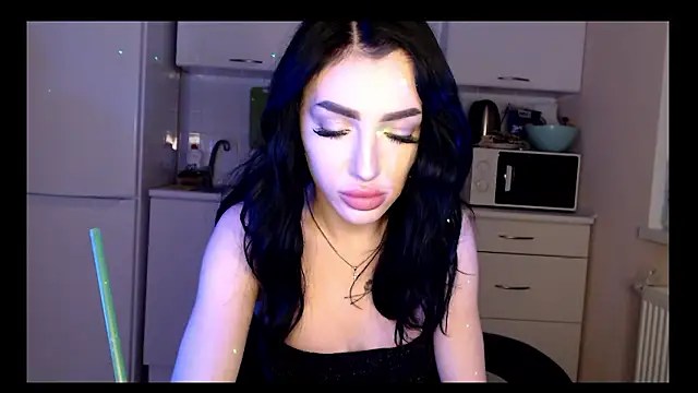 Snapshot of NancyLovee_ chatting on 12/04/24, 09:46 NancyLovee  online show from 12/04/24, 09:46