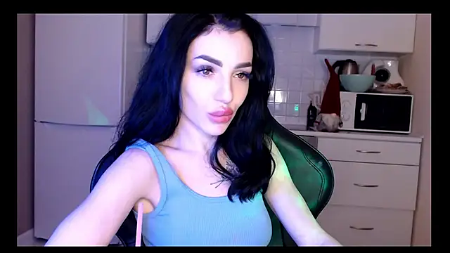 Snapshot of NancyLovee_ chatting on 12/07/24, 12:30 NancyLovee  online show from 12/07/24, 12:30