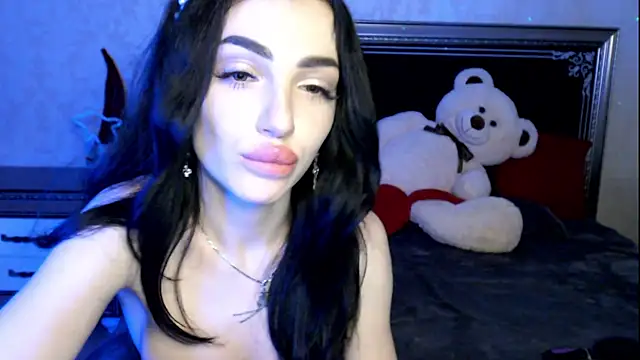 Snapshot of NancyLovee_ chatting on 12/27/24, 04:04 NancyLovee  online show from 12/27/24, 04:04
