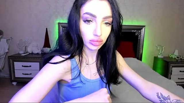 Snapshot of NancyLovee_ chatting on 03/02/25, 10:05 NancyLovee  online show from 03/02/25, 10:05
