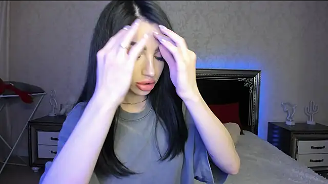 Snapshot of NancyLovee_ chatting on 03/22/25, 01:32 NancyLovee  online show from 03/22/25, 01:32