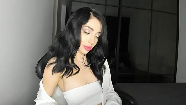 Snapshot of NancyLovee_ chatting on 10/03/25, 06:27 NancyLovee  online show from 10/03/25, 06:27