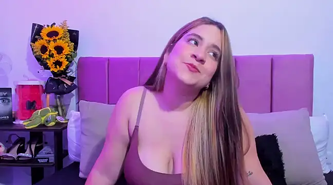 EmmyGray online show from 12/09/24, 07:39