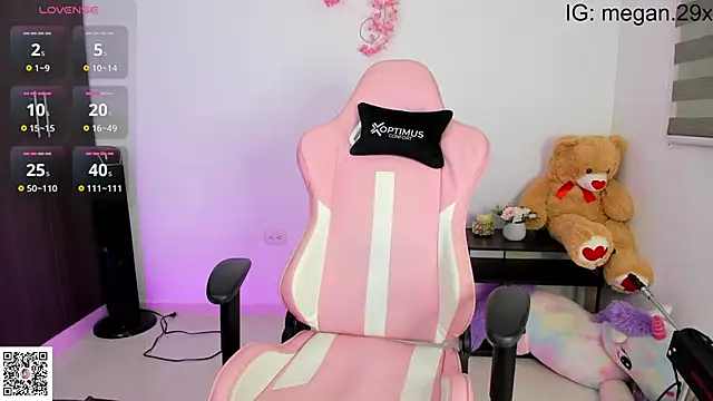 megan 29 online show from 03/06/25, 02:19