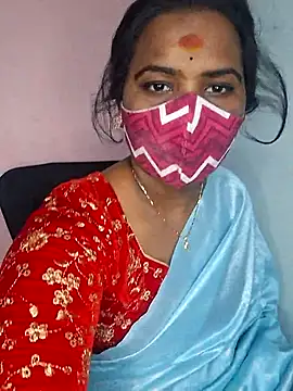 Snapshot of anitha906 chatting on 11/18/25, 03:38 anitha906 online show from 11/18/25, 03:38