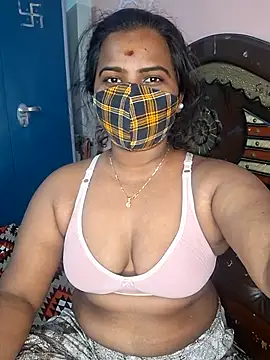 Snapshot of anitha906 chatting on 12/20/25, 04:47 anitha906 online show from 12/20/25, 04:47