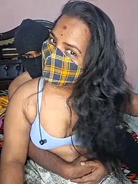 Snapshot of anitha906 chatting on 12/22/25, 05:43 anitha906 online show from 12/22/25, 05:43