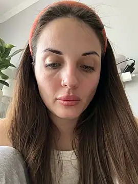 AmiLavs online show from 03/12/26, 11:05