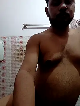 Snapshot of Sexyghsoh chatting on 09/08/25, 03:55 Sexyghsoh online show from 09/08/25, 03:55