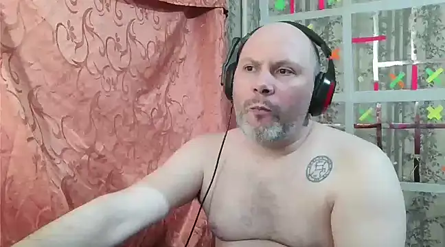 Snapshot of AgnichBan chatting on 02/19/25, 03:16 AgnichBan online show from 02/19/25, 03:16