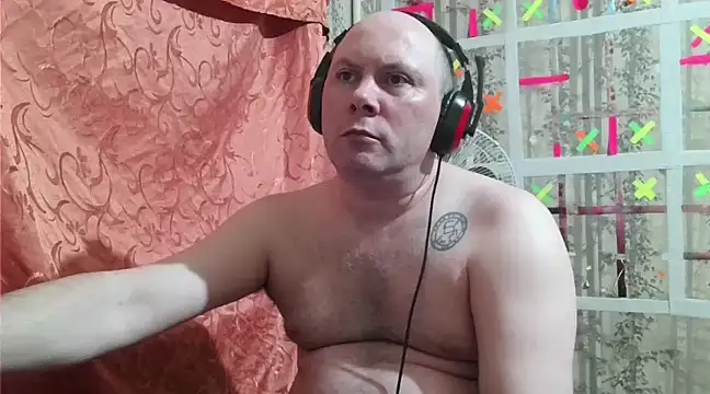 Snapshot of AgnichBan chatting on 02/25/25, 03:27 AgnichBan online show from 02/25/25, 03:27