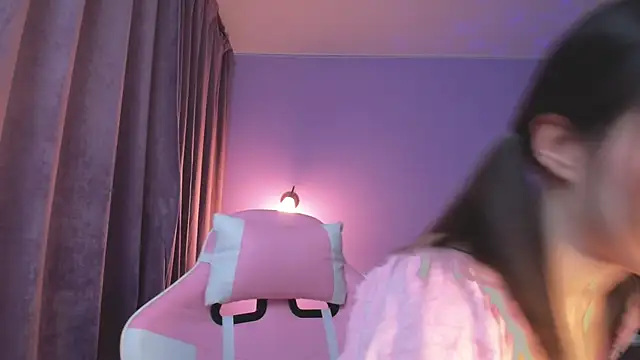 young belle  online show from 01/06/25, 07:31