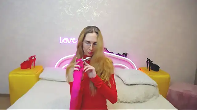 Snapshot of KlaryBrait chatting on 03/02/25, 02:10 KlaryBrait online show from 03/02/25, 02:10