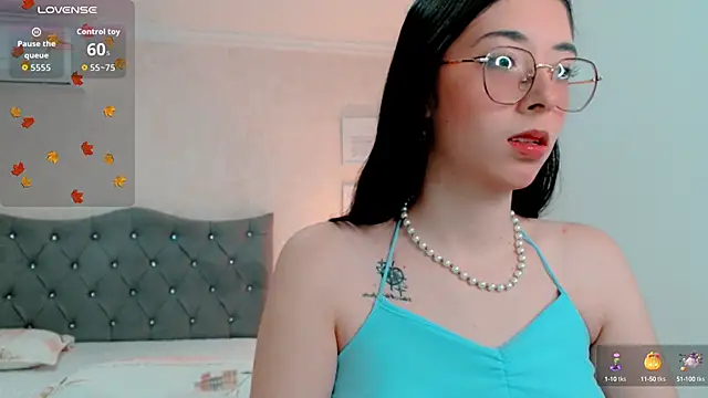 brooklove doll online show from 10/13/25, 02:11