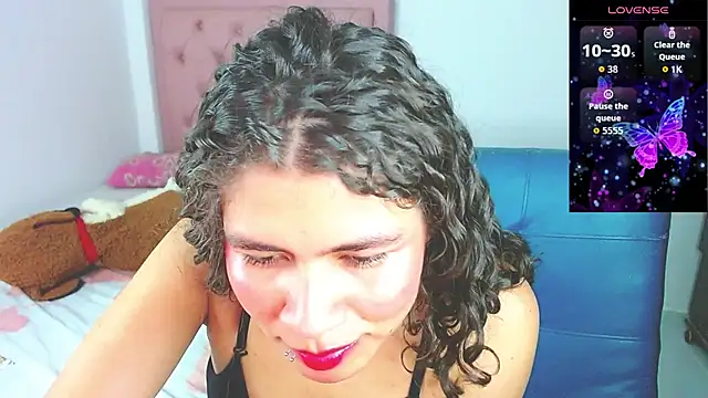 Snapshot of Cynthia_hazel chatting on 11/01/25, 07:21 Cynthia hazel online show from 11/01/25, 07:21