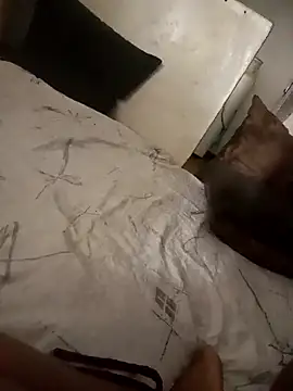 Snapshot of jennifergomes chatting on 12/02/25, 12:43 jennifergomes online show from 12/02/25, 12:43