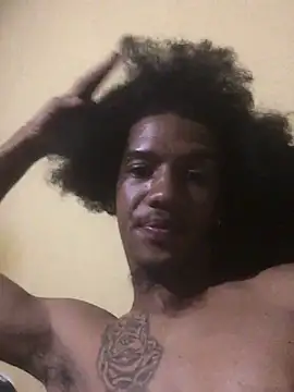 Snapshot of lionheart05 chatting on 12/10/24, 07:22 lionheart05 online show from 12/10/24, 07:22