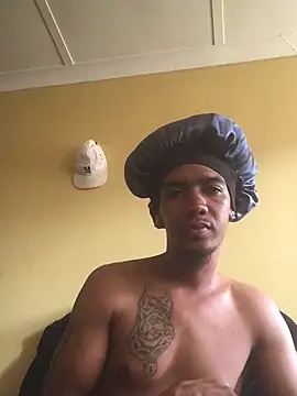 Snapshot of lionheart05 chatting on 02/13/25, 06:16 lionheart05 online show from 02/13/25, 06:16