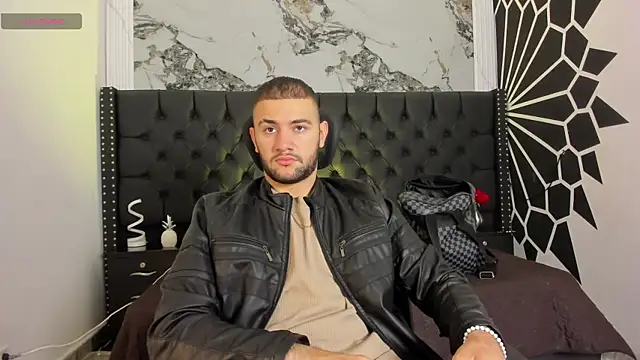 MaximusDick1  online show from 05/09/26, 12:21