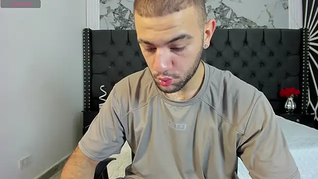 MaximusDick1  online show from 05/28/26, 12:13