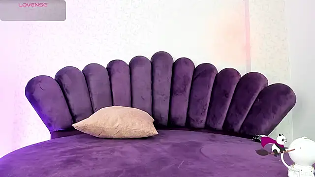 Snapshot of sofi_soft_ chatting on 10/17/25, 05:04 sofi soft online show from 10/17/25, 05:04